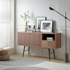 Buffet bahut en bois avec étagères ouvertes, style Mid-Century Modern
